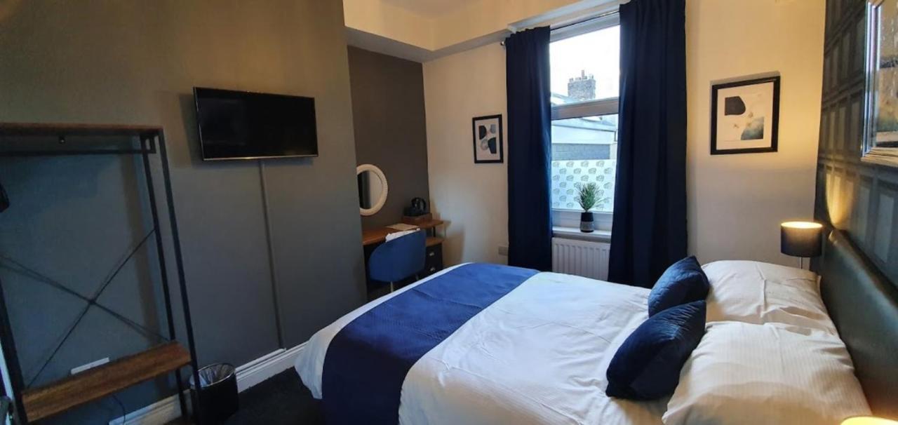 サウス・シールズ The Clifton Bed & Breakfast エクステリア 写真