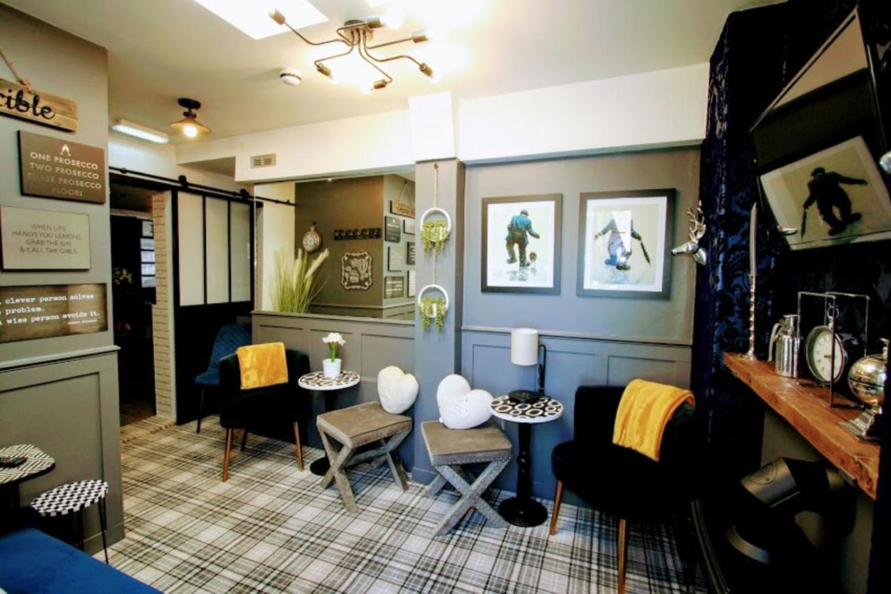 サウス・シールズ The Clifton Bed & Breakfast エクステリア 写真