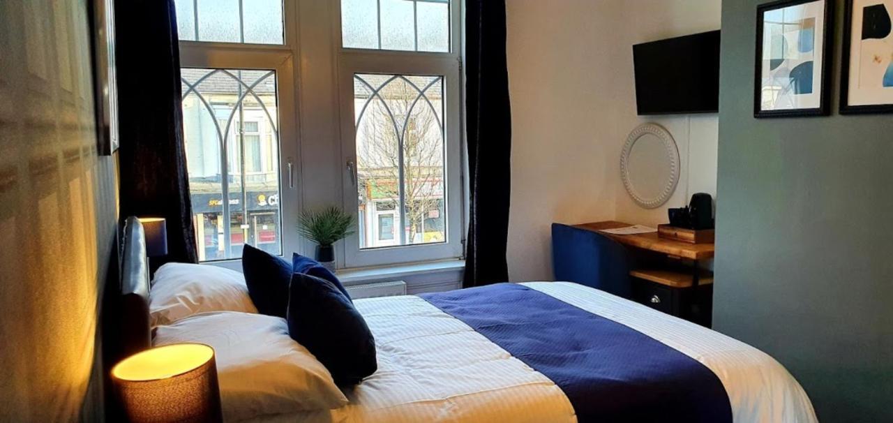 サウス・シールズ The Clifton Bed & Breakfast エクステリア 写真